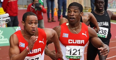 Relevo Cubano De 4x100 Consigue El Mejor Tiempo Semifinal En