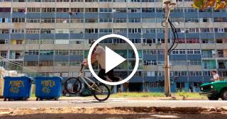 La estrella de BMX Chad Degroot visita Cuba y deja un clip emocionante