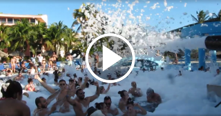 Fiesta de espuma en Varadero