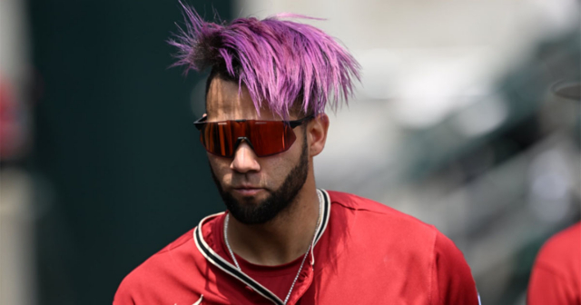 Arizona Diamondbacks designated hitter Lourdes Gurriel Jr. looks on  Fotografía de noticias - Getty Images