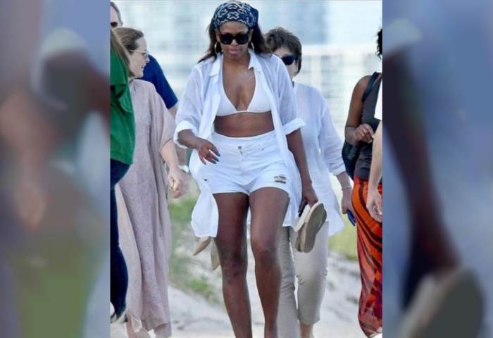 Consulta Cumplir champán Captan a Michelle Obama paseando con un sexy bikini en una playa de Miami