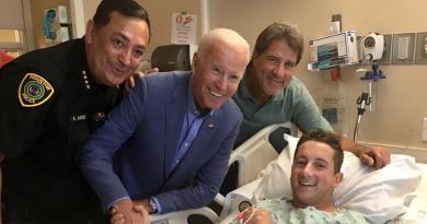 Jefe de la Policía de Houston relata un episodio sobre Joe Biden para resaltar sus valores humanos.