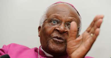 Fallece a los 90 años el arzobispo sudafricano Desmond Tutu, Premio Nobel de la Paz