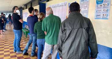 Costarricenses votaban para escoger sucesor del presidente Carlos Alvarado