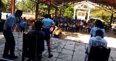 Niños participan en competencia de twerking en zoológico de Ciego de Ávila