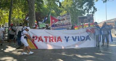 Cubanos marchan en Madrid a un año del 11J
