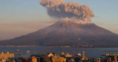 Máxima alerta por erupción del volcán Sakurajima en Japón
