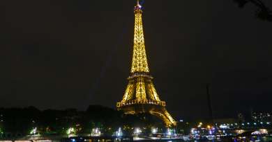 Cubadebate reporta crisis energética en la Torre Eiffel: "¿A qué bloque pertenece?"