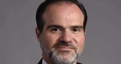 Destituyen al abogado cubanoamericano Mauricio Claver-Carone como presidente del BID