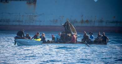 Guardia Costera detiene embarcación con más de 20 balseros cubanos al sur de Boca Chica