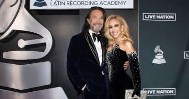 Marco Antonio Solís es homenajeado como Persona del Año por los Latin Grammy 