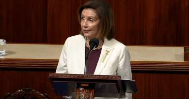 Nancy Pelosi renuncia como líder demócrata en la Cámara de Representantes de EE.UU.