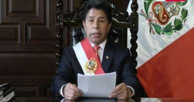 Presidente de Perú disuelve el Congreso y anuncia Estado de Excepción