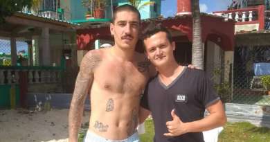 Jugador del FC Barcelona Héctor Bellerín pasa vacaciones Cuba