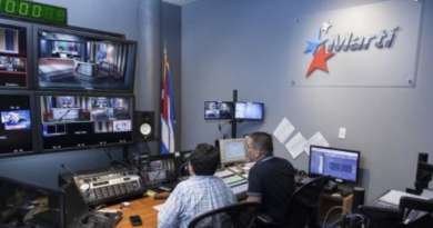 Comienzan despidos en Radio TV Martí por recorte de fondos federales