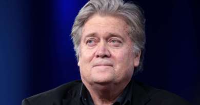 Steve Bannon quería rodear el Capitolio con partidarios de Trump tras proclamación presidencial de Biden