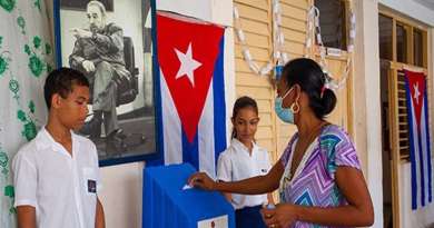 Elecciones en Cuba: El cadáver del Estado totalitario siguió muriendo