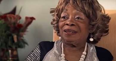 Juana Bacallao, la reina de los cabarets de Cuba, en su 98 cumpleaños