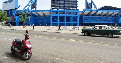 Roban motos dos veces en 15 días en edificio de La Habana 