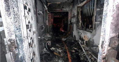 Tres evacuados y un perro fallecido en incendio en dúplex de Miami