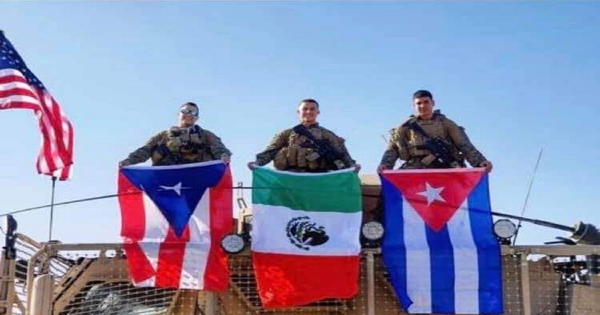 Animado Microordenador ladrón Imagen de tres marines con las banderas de Cuba, Puerto Rico y México se  hace viral