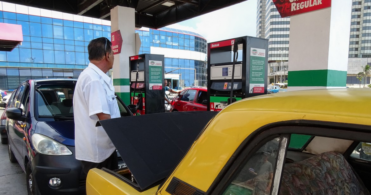 Cuban gas stations will not accept cash payments from August World