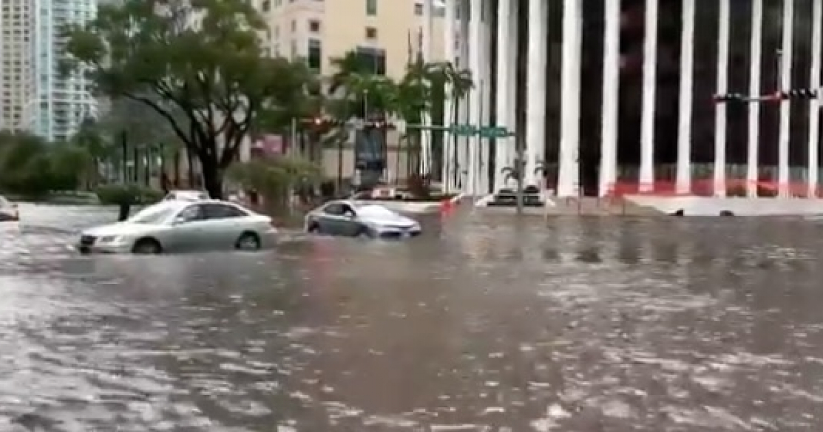 Inundaciones en MiamiDade y Broward por el paso de la tormenta Eta