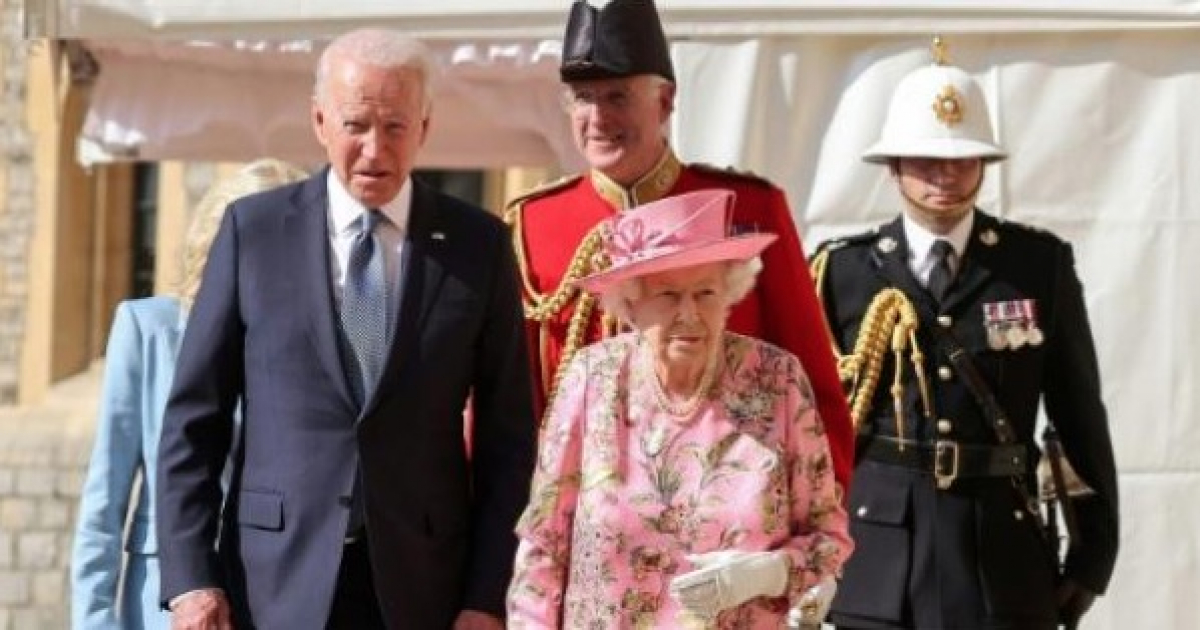 Biden junto a la reina Isabel © Instagram / The Royal Family
