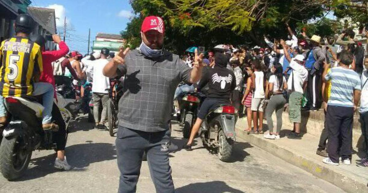 Esta fue la foto de las protestas que colgó Edelmer Góngora en su muro de Facebook. © Facebook/ Edelmer Góngora.