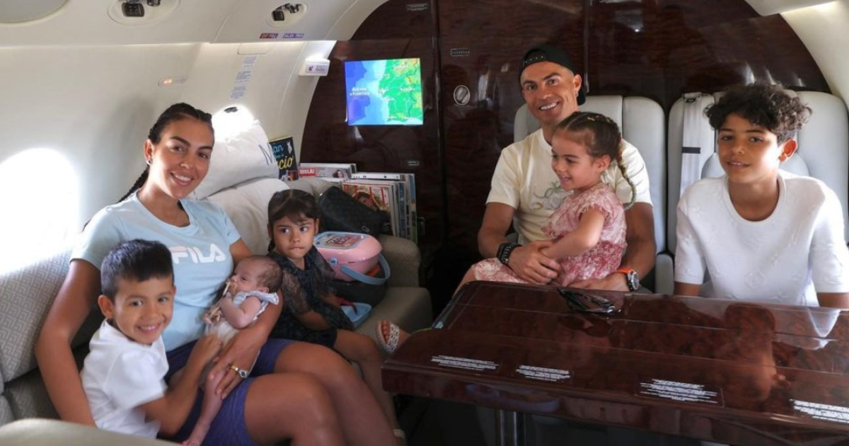 Cristiano Ronaldo and Georgina Rodríguez share photos of their first vacation with their five children