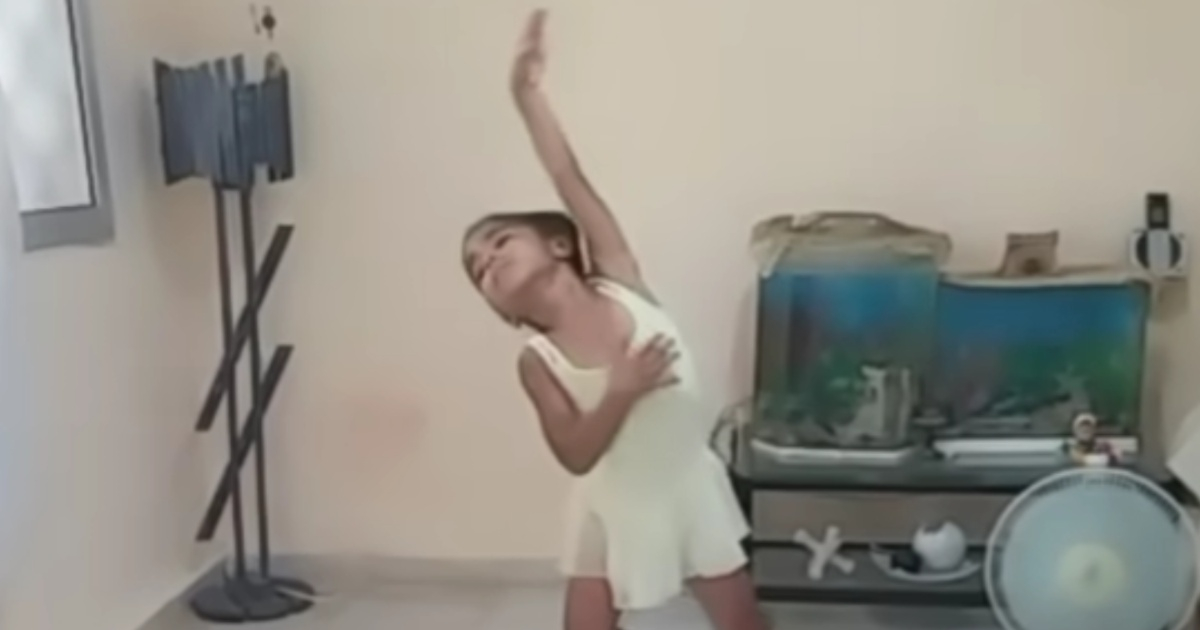 The dance of a talented Cuban girl is spreading on social networks