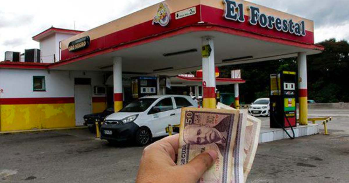 Cubans will no longer be able to buy fuel with cash