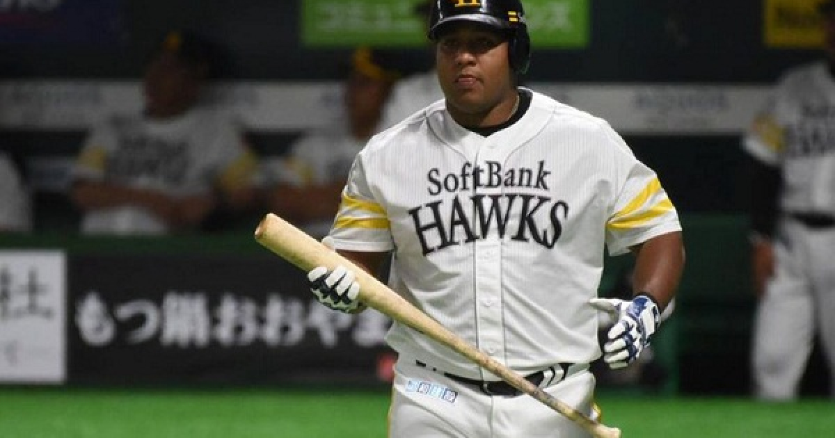 Alfredo Despaigne conecta su cuarto cuadrangular en la Liga Japonesa de