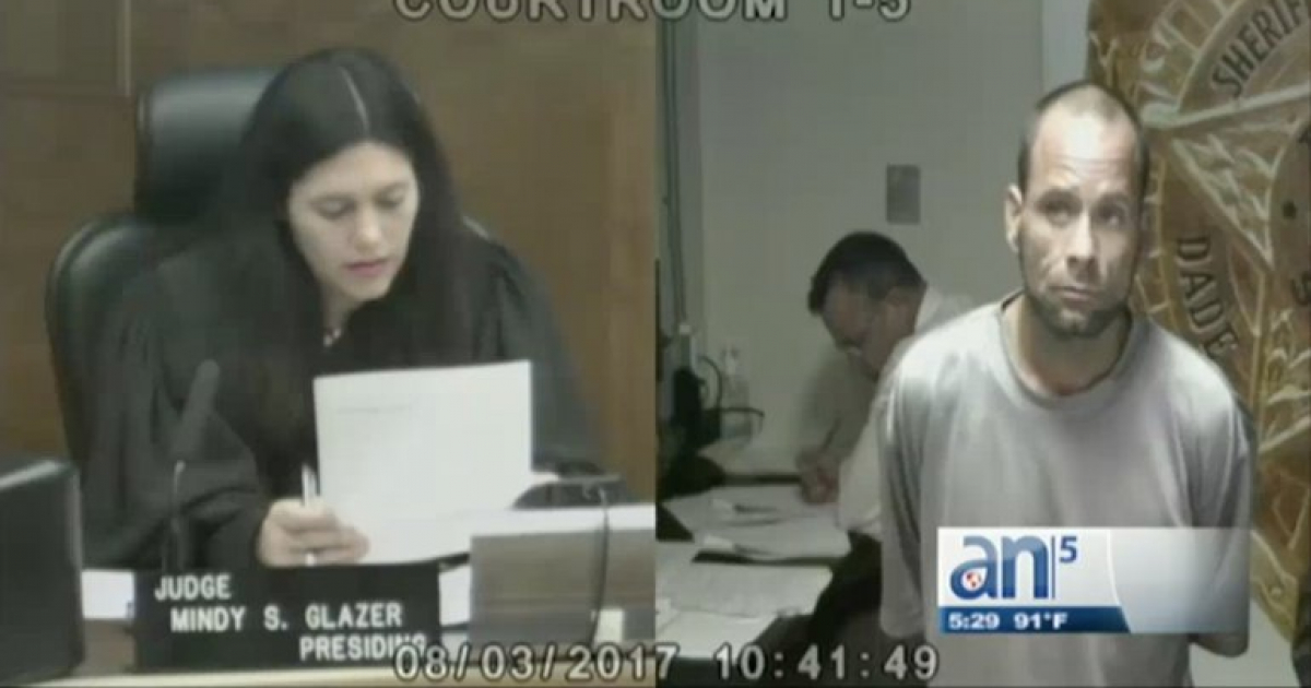 Detienen a un cubano en Hialeah cuando trataba de robar un auto