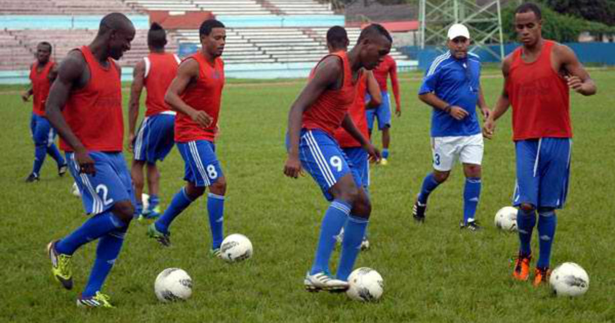 Selección cubana de fútbol jugará dos partidos amistosos Selección cubana de fútbol jugará dos partidos amistosos
