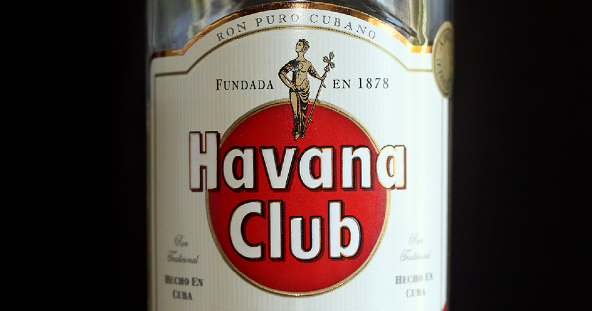 Cócteles y Tragos con Havana Club Añejo Blanco en CiberCuba Cócteles