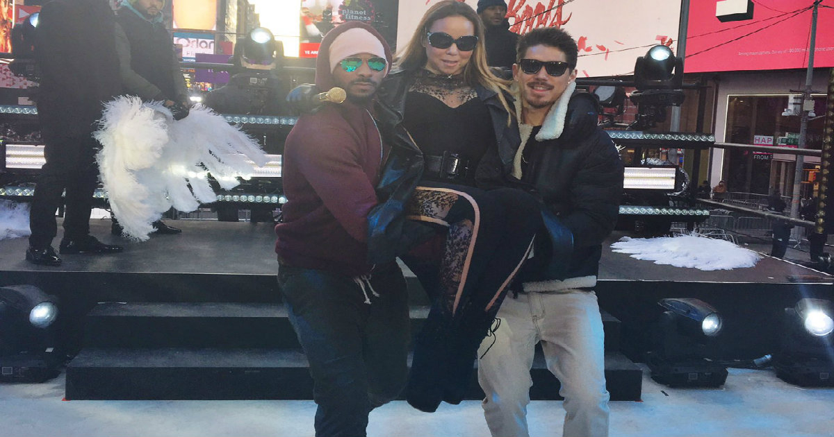 Problemas Técnicos Provocan La Desastrosa Actuación De Fin De Año De Mariah Carey En Times Square 