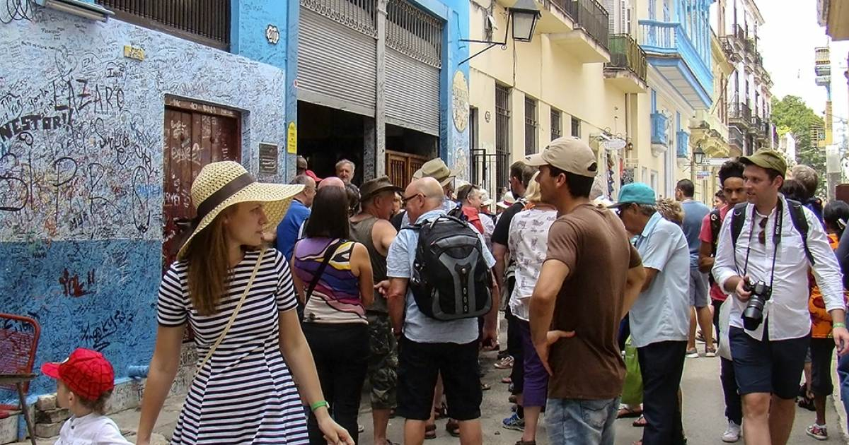 Turistas en Cuba © CiberCuba
